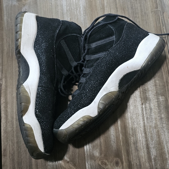 Jordan Air 11 Retro Prem HC GG Heiress Black Stingray 852625-030 - Picture 6 of 10